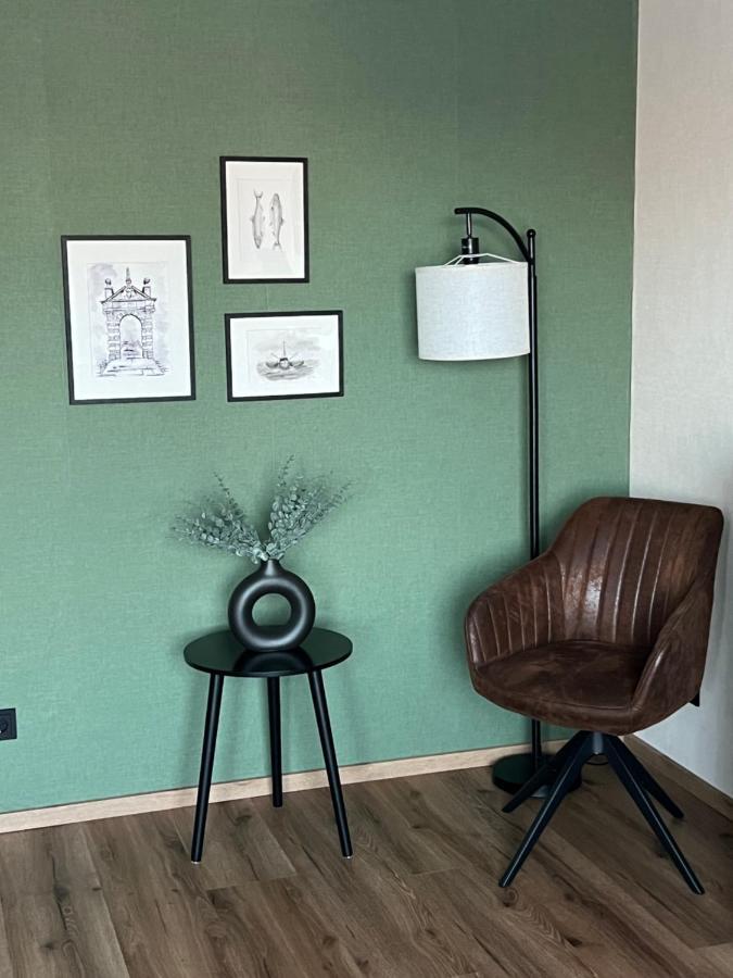 Gemuetliches Studio Im Stadtkern Mit Kanalblick Emden Kültér fotó